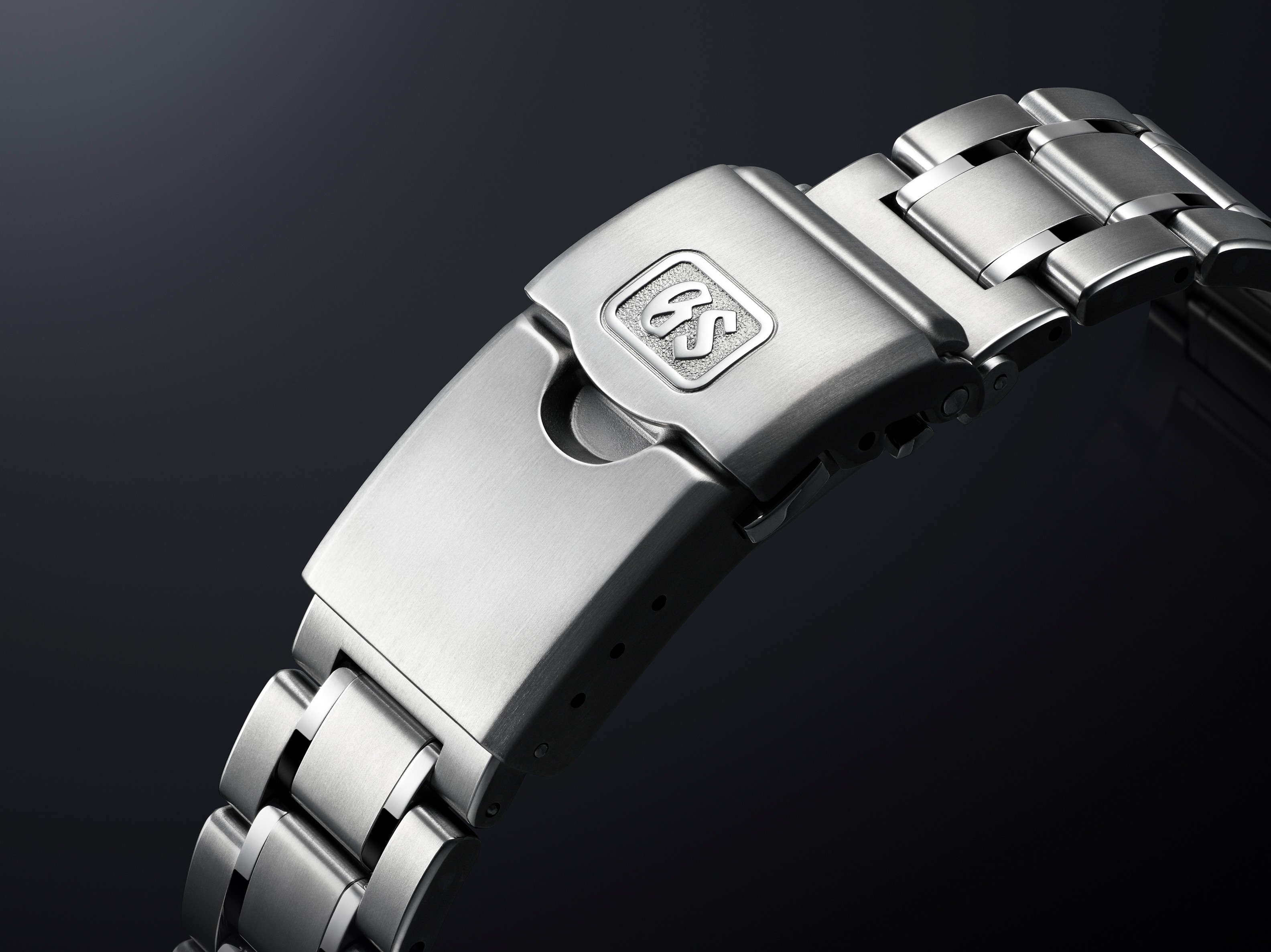 05_SBGA463_clasp_web.jpg