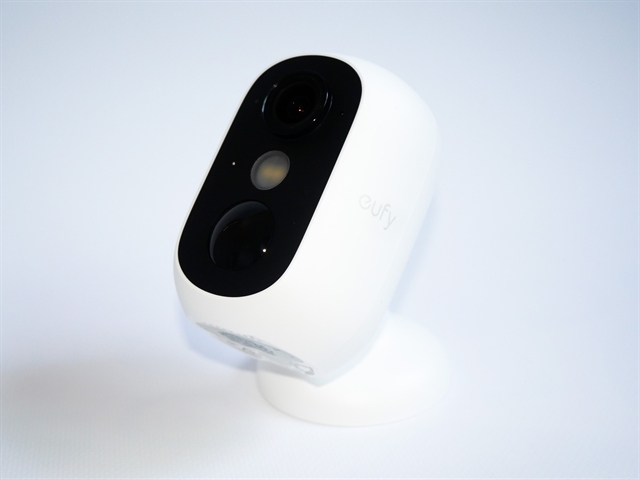 eufyCam C35 делает уличную камеру свободнее за счет батареи и магнитного крепления