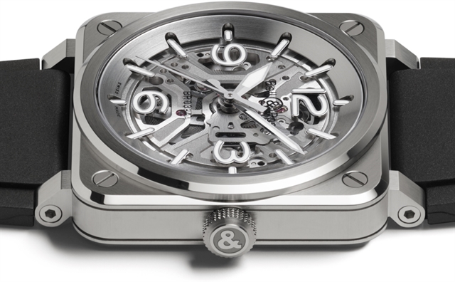 Bell & Ross выпустила BR-03 Skeleton Steel с полностью скелетонизированным циферблатом и толщиной 9,65 мм