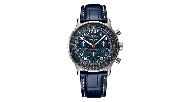 Breitling выпустила Navitimer B02 Chronograph 41 Cosmonaute Artemis II с метеоритным циферблатом