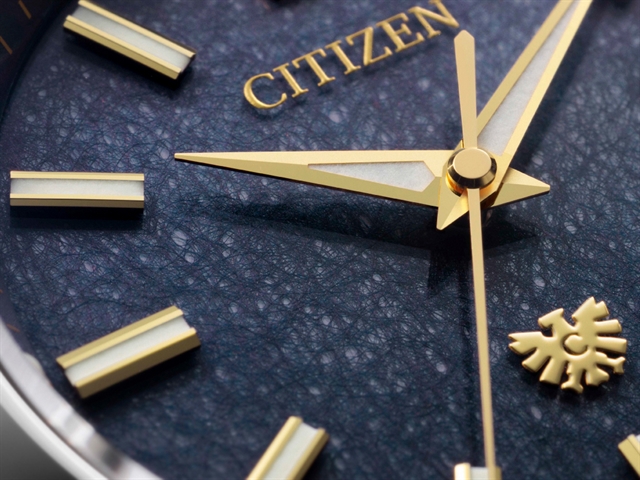 The Citizen получил лимитированную модель AQ4094-58L с циферблатом из индиго-васи