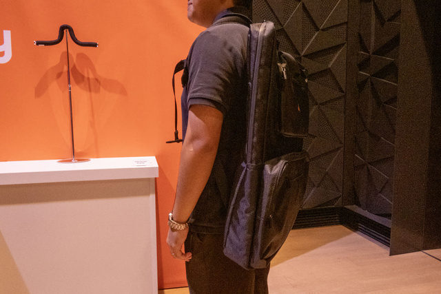 Jackery выпустила Solar Backpack с солнечной панелью для зарядки на ходу