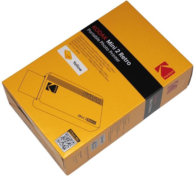 Kodak Mini 2 Retro печатает фото с iPhone примерно за минуту и стоит 43 иены за снимок