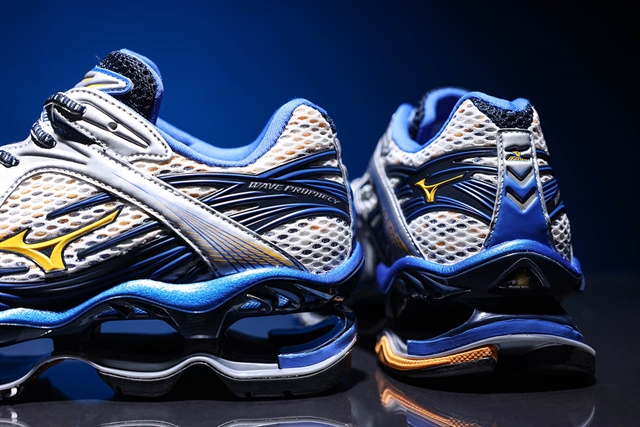 Mizuno возвращает WAVE PROPHECY 1 и пересобирает культовую подошву современными технологиями