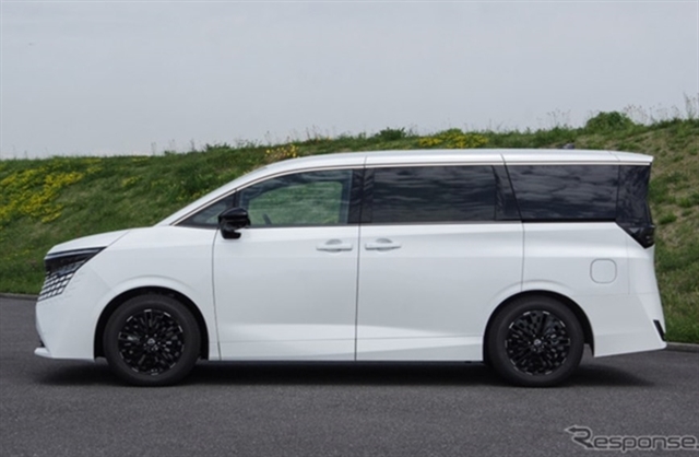 Новый Nissan Elgrand: дизайнер объяснил, как минивэну возвращали достоинство