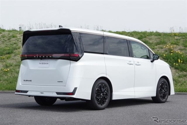 Новый Nissan Elgrand: дизайнер объяснил, как минивэну возвращали достоинство