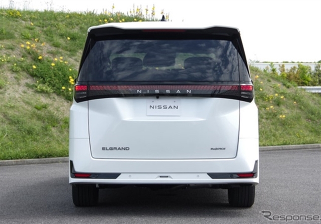 Новый Nissan Elgrand: дизайнер объяснил, как минивэну возвращали достоинство