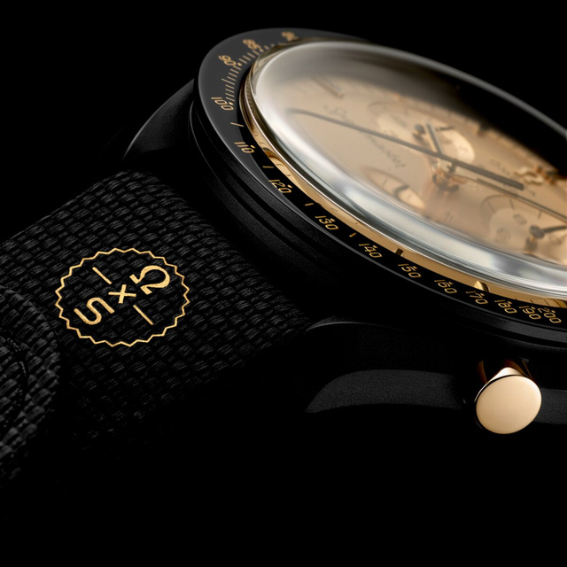 Omega и Swatch выпустили MoonSwatch 1969 с деталями из 18-каратного золота