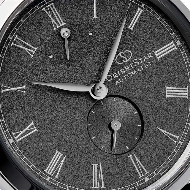 Orient Star M45 F7 Small Second получил калибр F7H44 и три версии