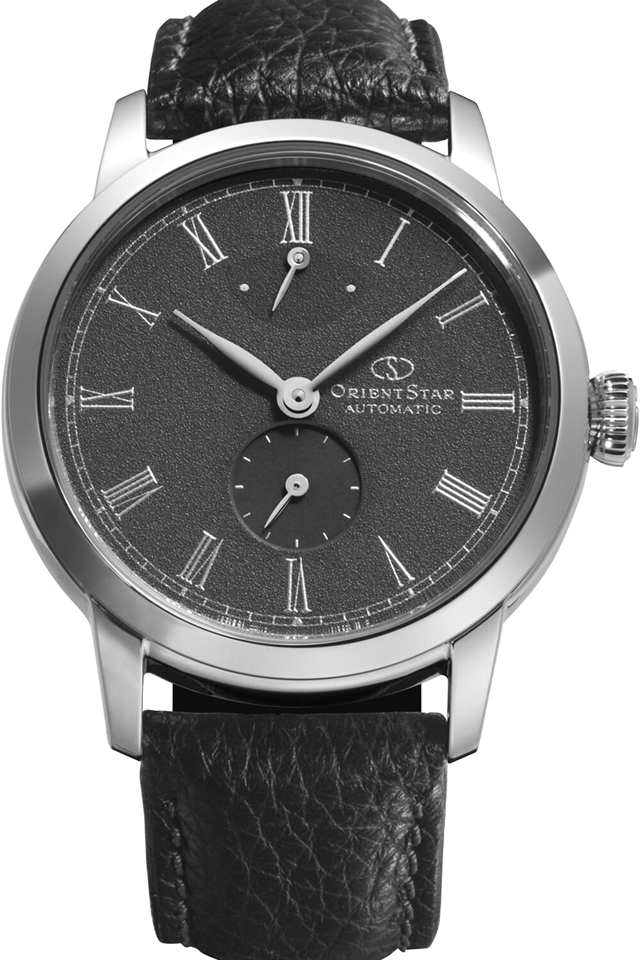Orient Star M45 F7 Small Second получил калибр F7H44 и три версии