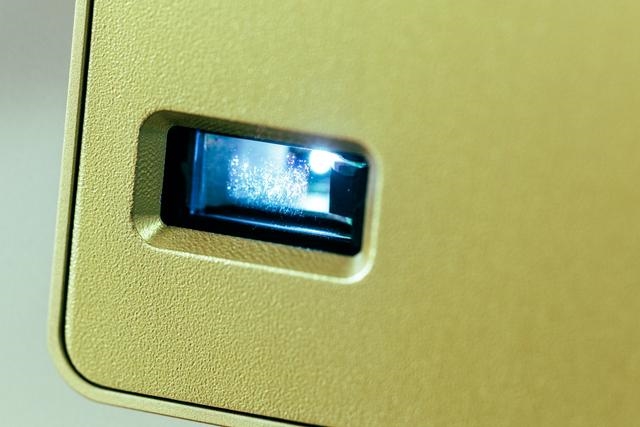 Pico Projector Special Edition предлагает мета-линзу и карманный формат 56 x 43 x 30 мм