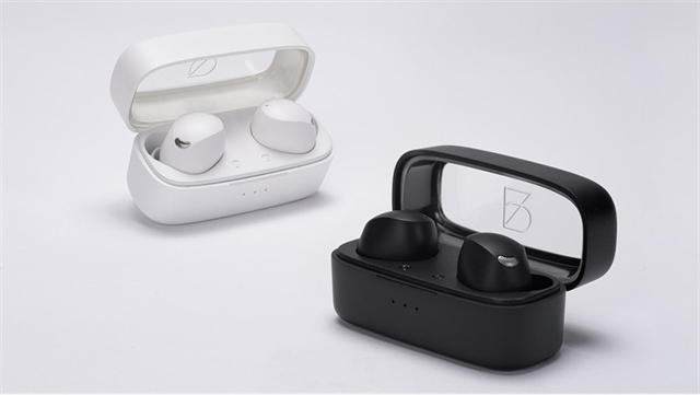 RIN AUDIO выпустила наушники APERTURE с независимым усилителем