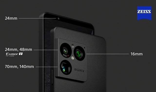 Опрос показал раскол в оценках Xperia 1 VIII: фанаты ценят microSD и 3,5 мм, но цену считают слишком высокой