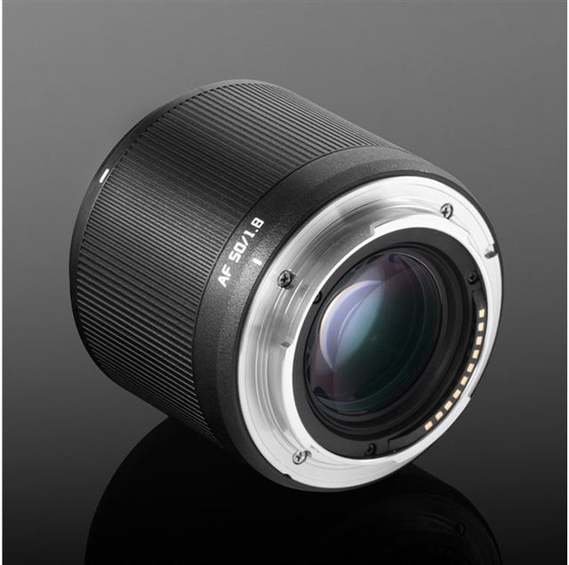 TTArtisan представила Neo AF 50mm F1.8 со сменной броней для корпуса