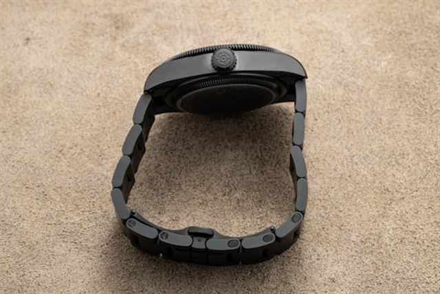 Tudor Black Bay Ceramic получил полноценный керамический браслет