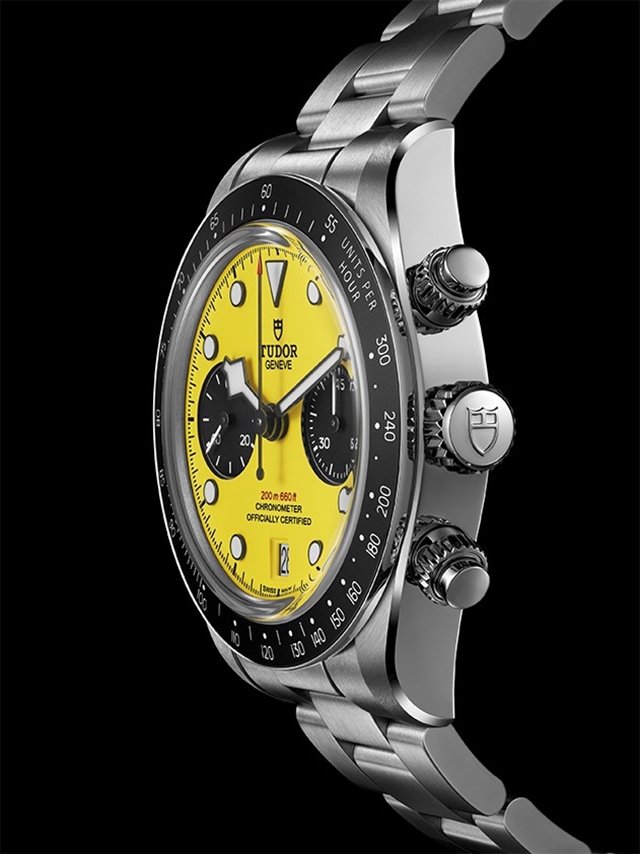 Tudor представила Black Bay Chrono 39 Bumblebee с ярко-желтым циферблатом