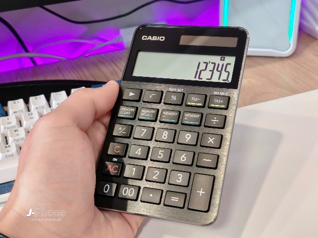 Casio S100X, грань и дисплей