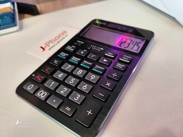 Casio S100, корпус из алюминия