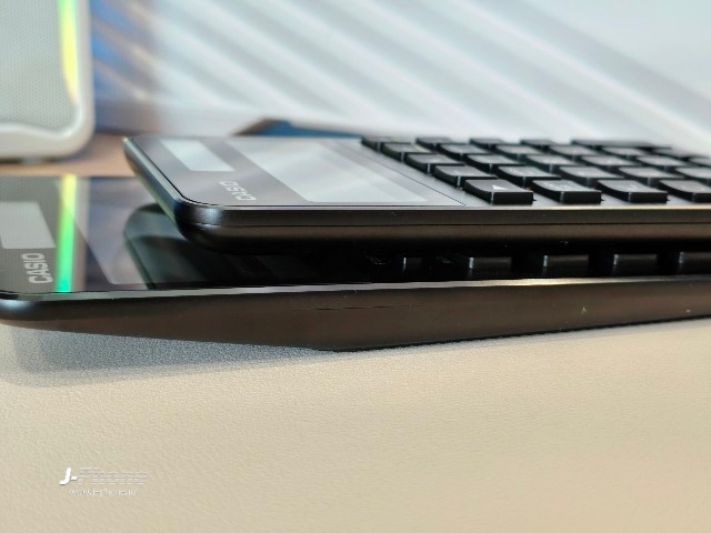 Упаковка премиального калькулятора Casio