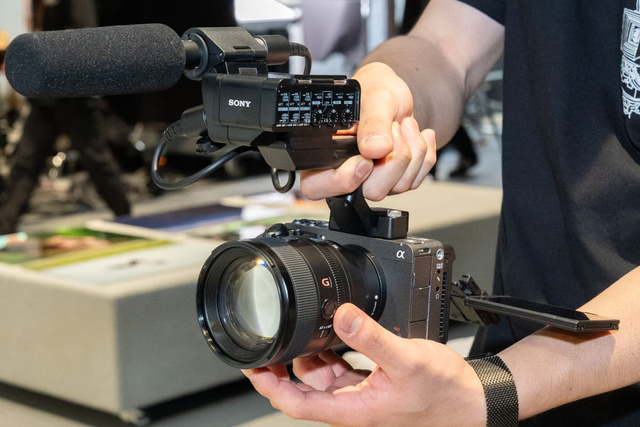 Sony представила Cinema Line FX5 с внутренней записью RAW до 5K