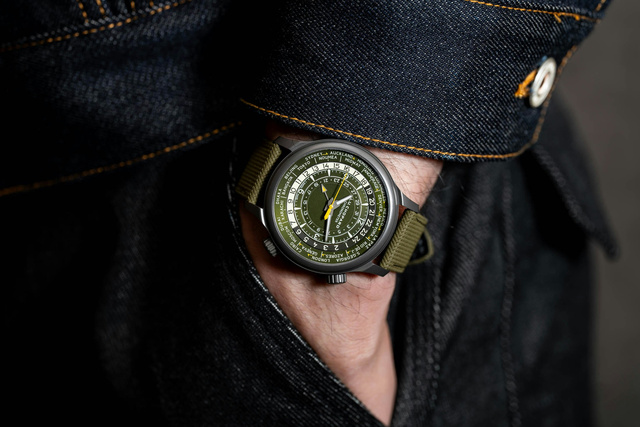 Chopard представила лимитированные L.U.C Time Traveler One Khaki из керамизованного титана