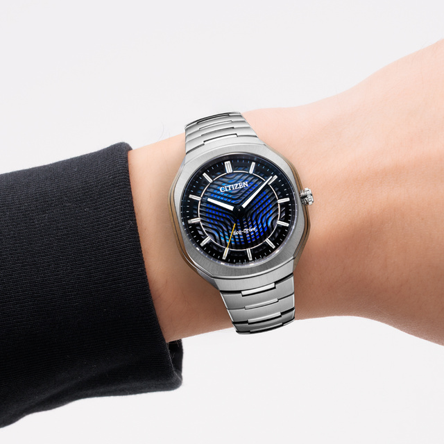 Citizen выпустила в Японии Eco-Drive PHOTON с многослойным циферблатом