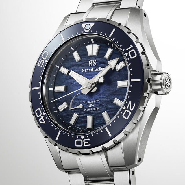 Grand Seiko представила компактные дайверские Ushio 300 Diver с точностью ±20 секунд в год