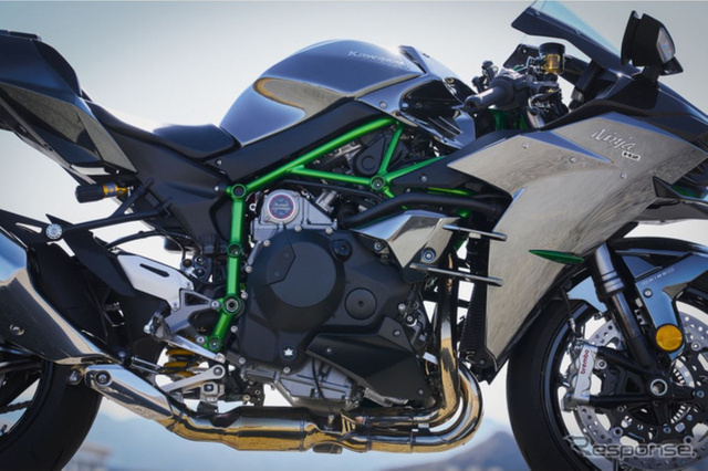 Kawasaki обновила Ninja H2 Carbon и готовит японский запуск весной 2027 года