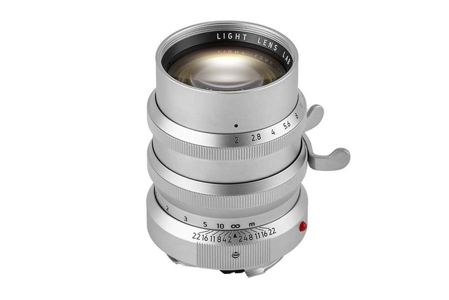 LIGHT LENS LAB добавила серебристый M 75mm f/2 SPII для Leica M