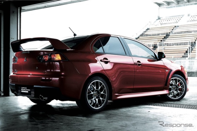 Mitsubishi Lancer Evolution XI показали на неофициальных рендерах