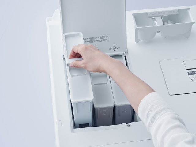 Panasonic представила NA-LX129FL и NA-LX127FL с циклонной защитой сушки