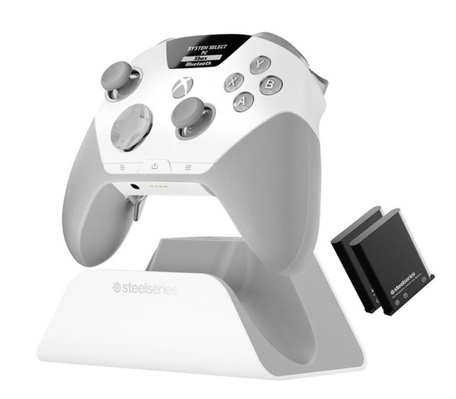 SteelSeries выпустила Aeon Pro с OLED-экраном и двумя сменными аккумуляторами