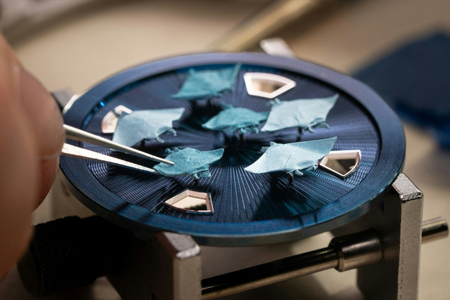 Vacheron Constantin показала шесть часов с животными из пера, стекла и бумаги
