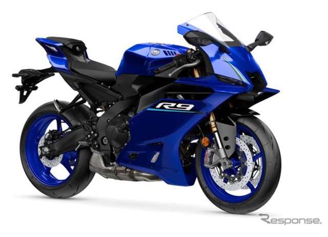Yamaha добавила YZF-R9 яркую расцветку с алыми колёсами
