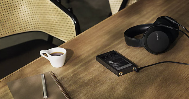 Компания Sony представила сразу три новых плеера Walkman - NW-WM1ZM3, NW-WM1AM3 и NW-ZX900